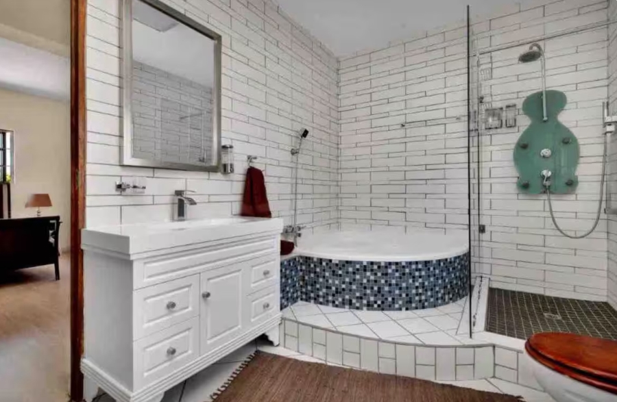 To Let 4 Bedroom Property for Rent in Sandton Central Gauteng