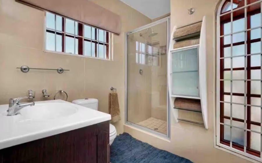 To Let 4 Bedroom Property for Rent in Sandton Central Gauteng