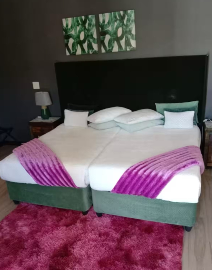 To Let 4 Bedroom Property for Rent in Sandton Central Gauteng