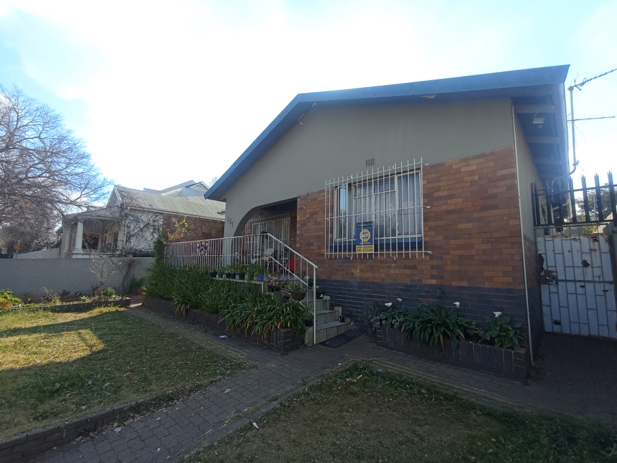 5 Bedroom Property for Sale in Brixton Gauteng