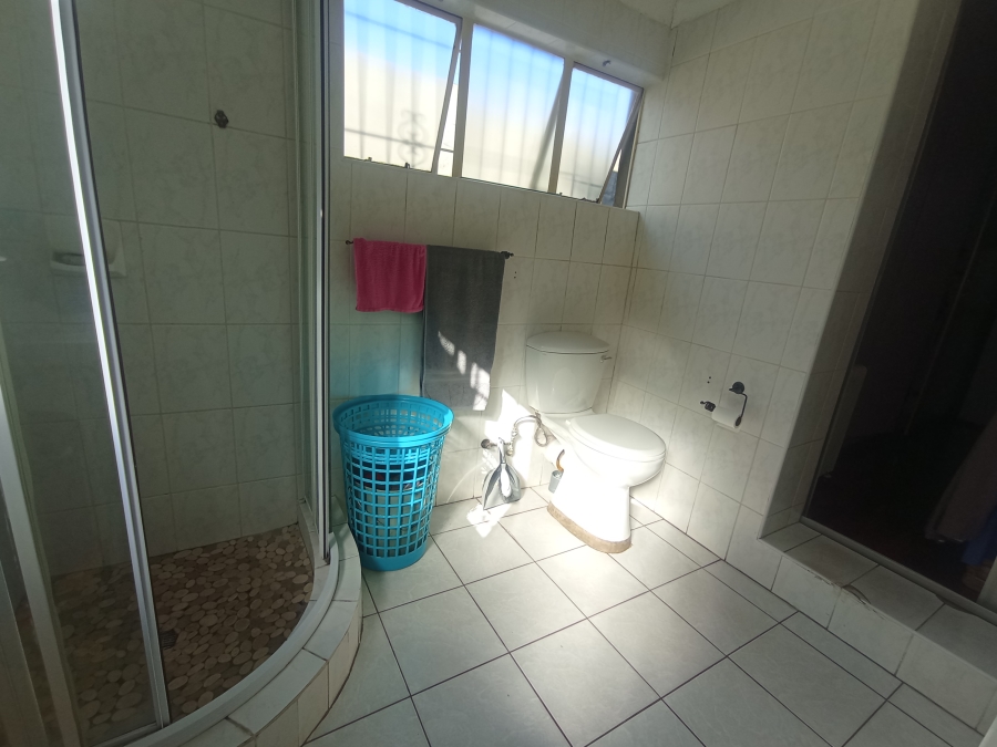 5 Bedroom Property for Sale in Brixton Gauteng