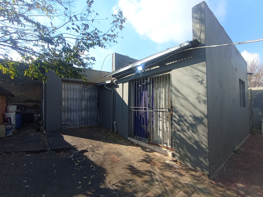 5 Bedroom Property for Sale in Brixton Gauteng