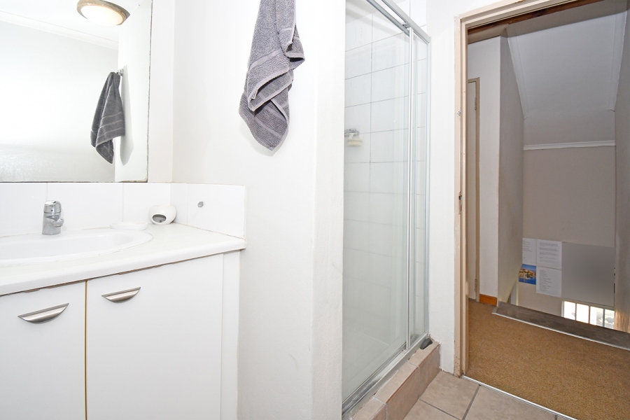 1 Bedroom Property for Sale in Houghton Estate Gauteng