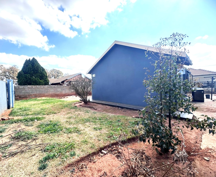 3 Bedroom Property for Sale in Vosloorus Ext 5 Gauteng