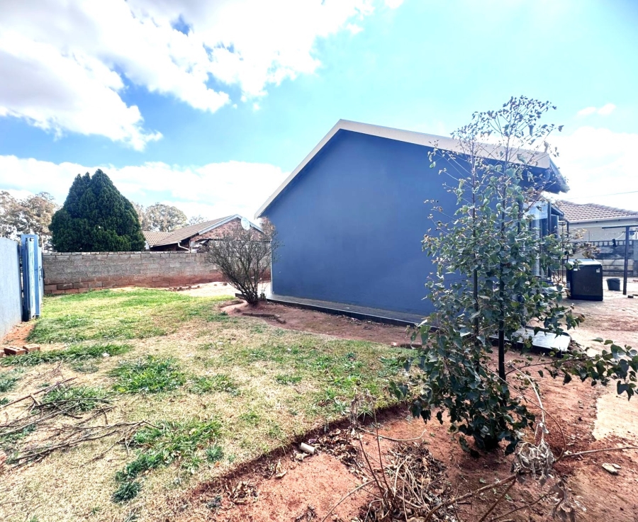 3 Bedroom Property for Sale in Vosloorus Ext 5 Gauteng