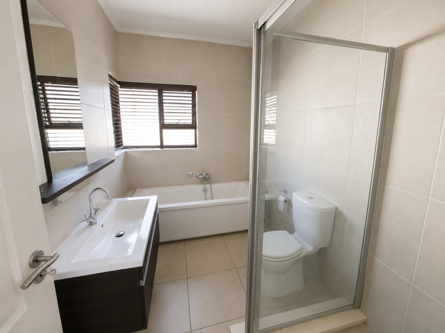 2 Bedroom Property for Sale in Douglasdale Gauteng