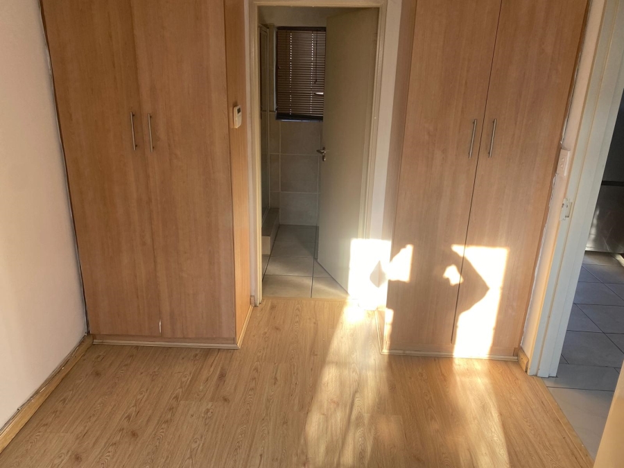 To Let 1 Bedroom Property for Rent in Rivonia Gauteng