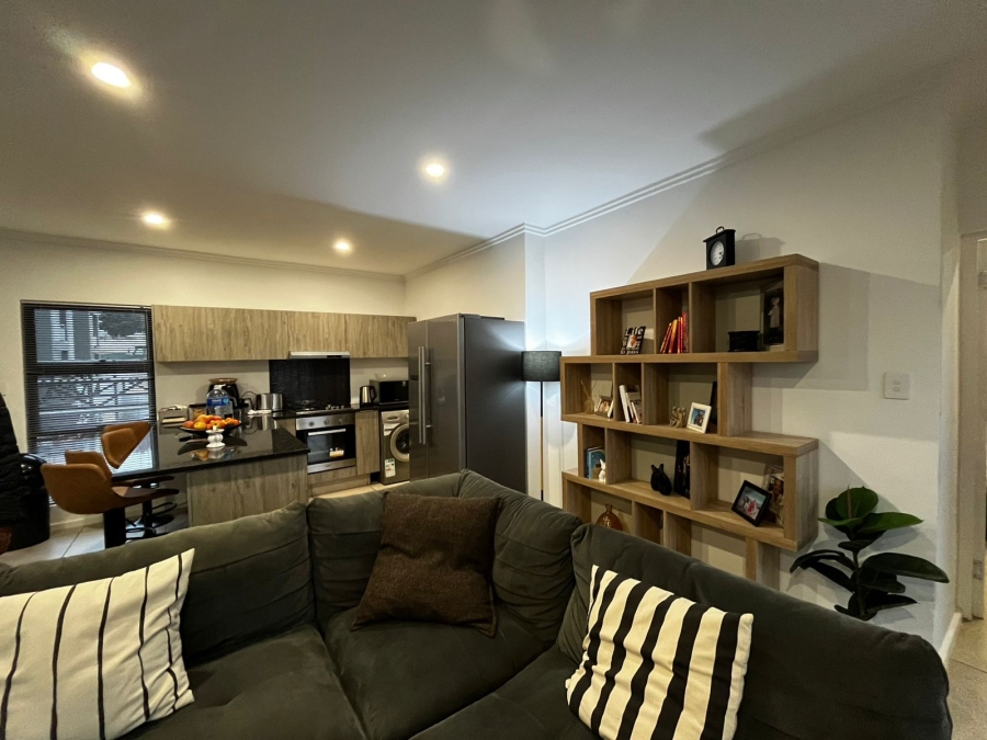 To Let 2 Bedroom Property for Rent in Lonehill Gauteng