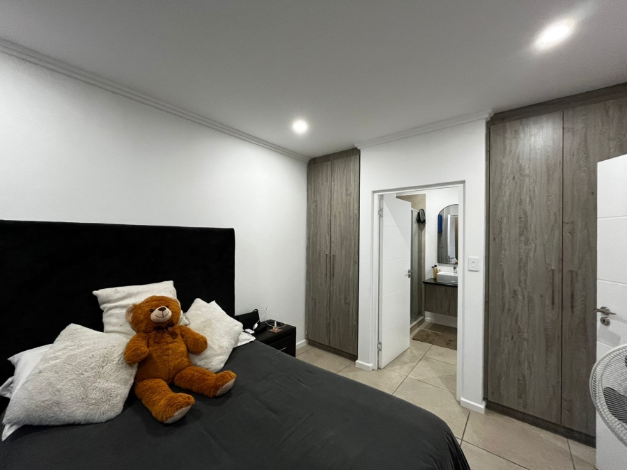 To Let 2 Bedroom Property for Rent in Lonehill Gauteng