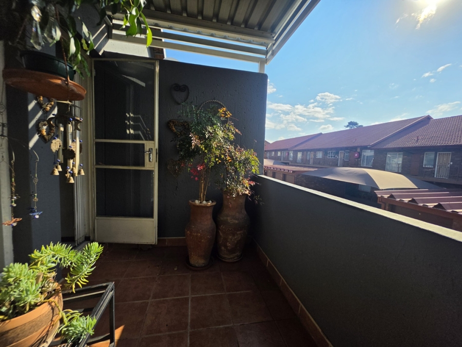 3 Bedroom Property for Sale in New Redruth Gauteng