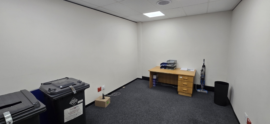 To Let Commercial Property for Rent in North Riding Gauteng