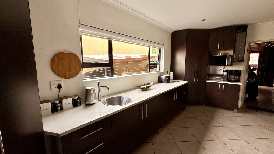 4 Bedroom Property for Sale in Terenure Gauteng