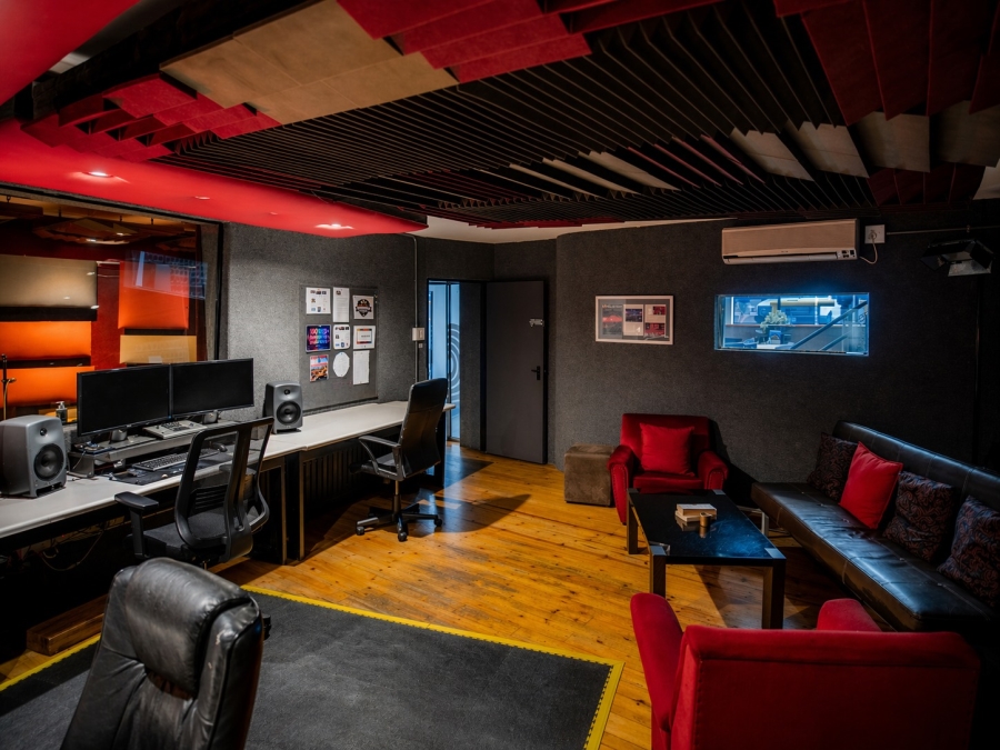 To Let Commercial Property for Rent in Braamfontein Werf Gauteng