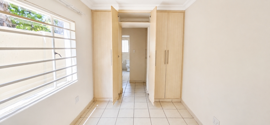 To Let 1 Bedroom Property for Rent in Lambton Gauteng