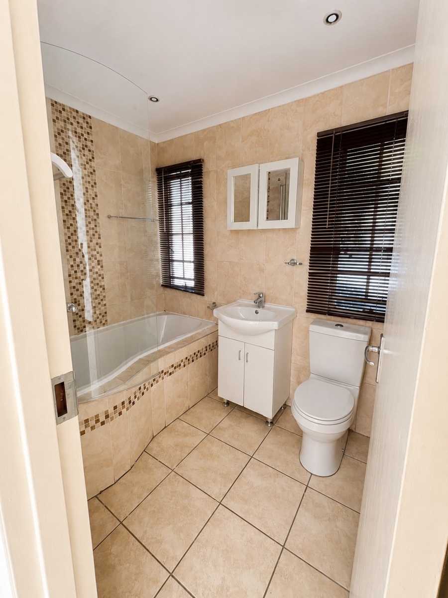 To Let 1 Bedroom Property for Rent in Ormonde Gauteng