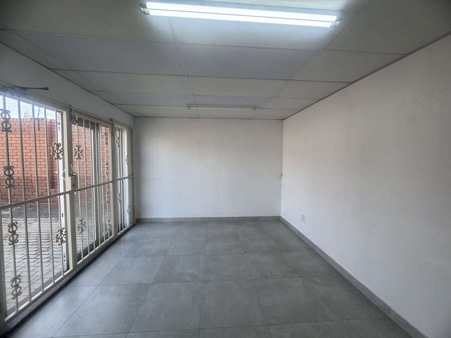 To Let Commercial Property for Rent in Lambton Gauteng