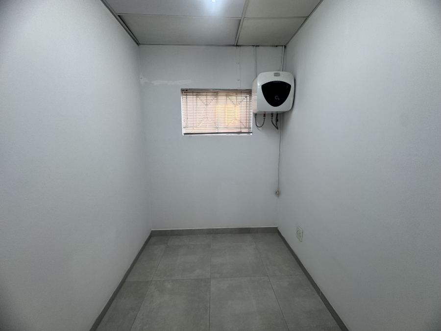 To Let Commercial Property for Rent in Lambton Gauteng