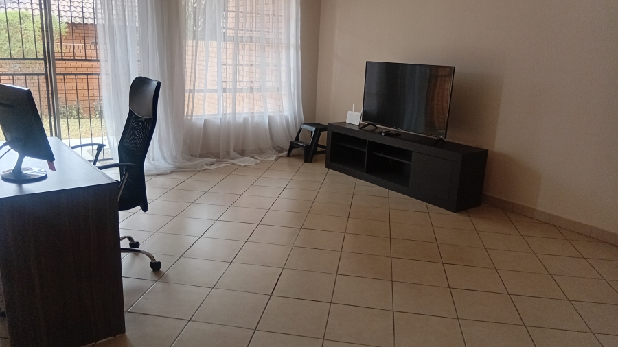 To Let 2 Bedroom Property for Rent in Hazeldean Gauteng