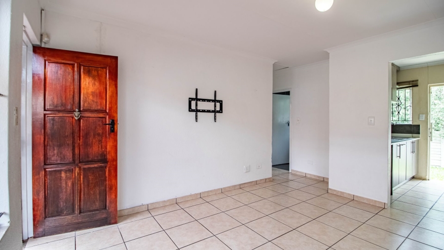 To Let 2 Bedroom Property for Rent in Lombardy West Gauteng