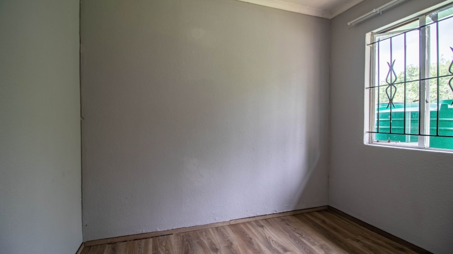 To Let 2 Bedroom Property for Rent in Lombardy West Gauteng