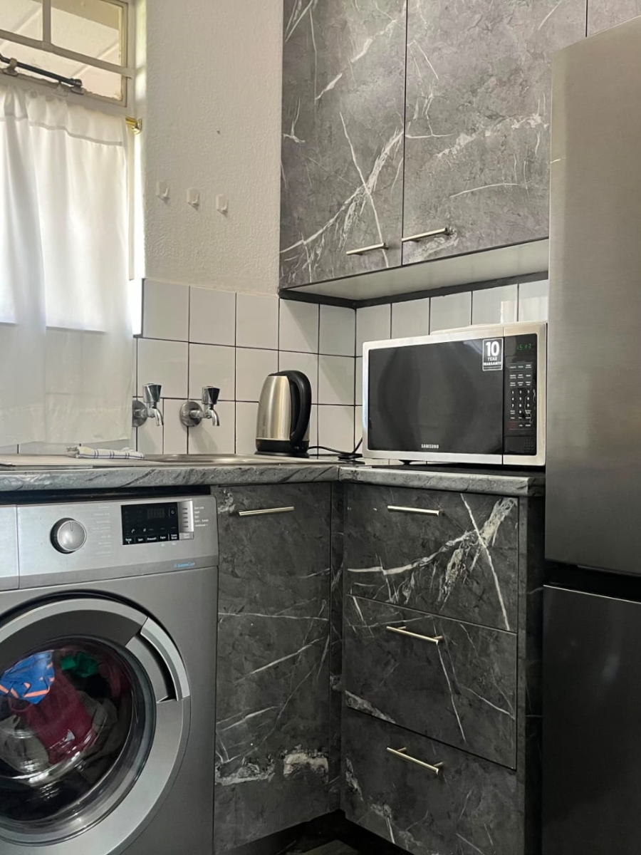 To Let 1 Bedroom Property for Rent in Edendale Gauteng