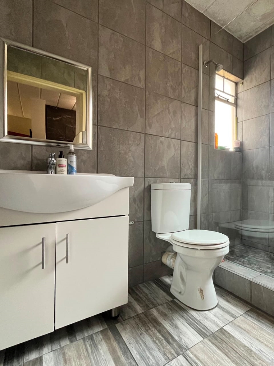To Let 1 Bedroom Property for Rent in Edendale Gauteng