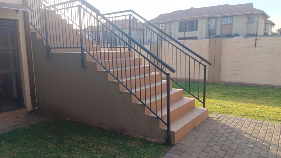 To Let 2 Bedroom Property for Rent in Brentwood Gauteng