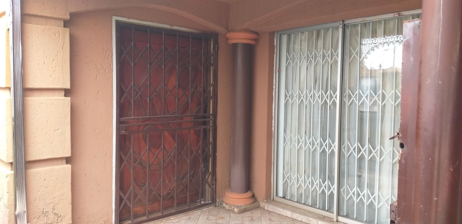 3 Bedroom Property for Sale in Daveyton Gauteng