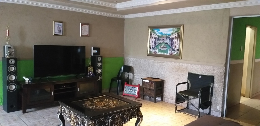 3 Bedroom Property for Sale in Daveyton Gauteng