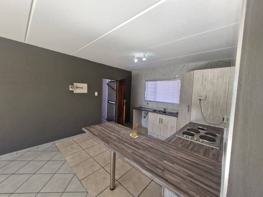 To Let 2 Bedroom Property for Rent in Danie Taljaard Park Gauteng