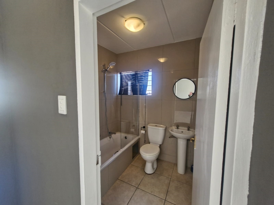 To Let 2 Bedroom Property for Rent in Danie Taljaard Park Gauteng