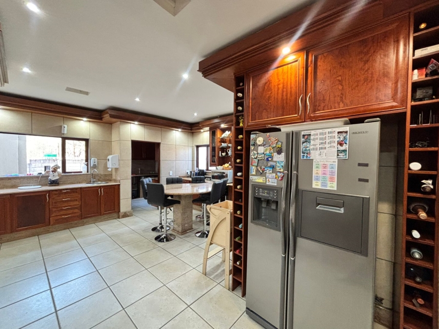 4 Bedroom Property for Sale in Kaalplaats West Gauteng