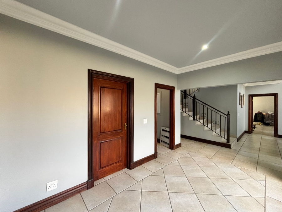 4 Bedroom Property for Sale in Kaalplaats West Gauteng