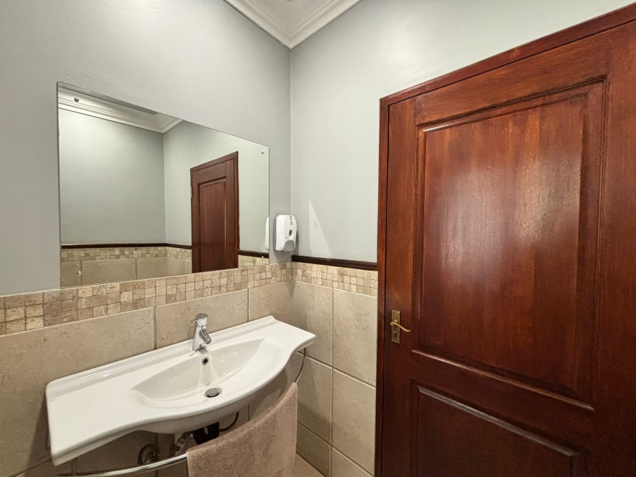 4 Bedroom Property for Sale in Kaalplaats West Gauteng