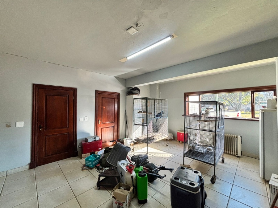4 Bedroom Property for Sale in Kaalplaats West Gauteng
