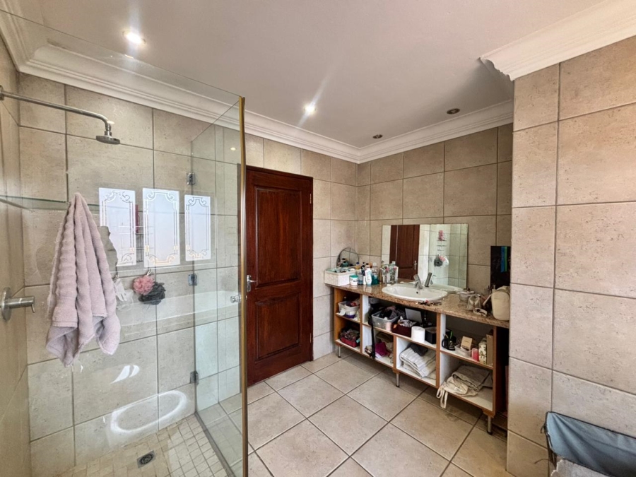 4 Bedroom Property for Sale in Kaalplaats West Gauteng