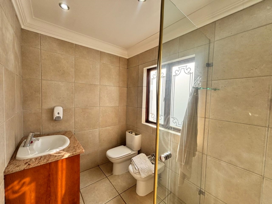4 Bedroom Property for Sale in Kaalplaats West Gauteng