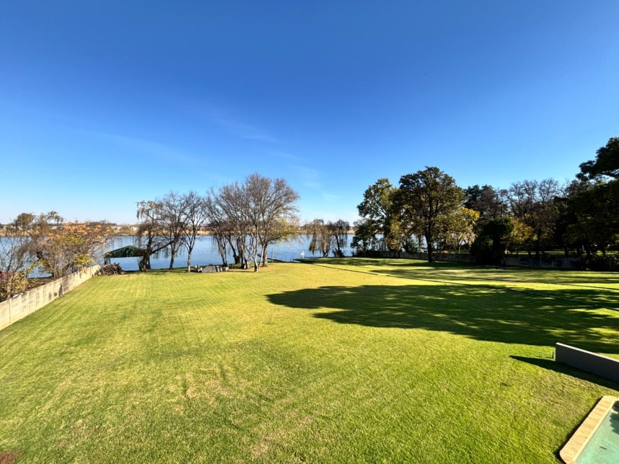 4 Bedroom Property for Sale in Kaalplaats West Gauteng