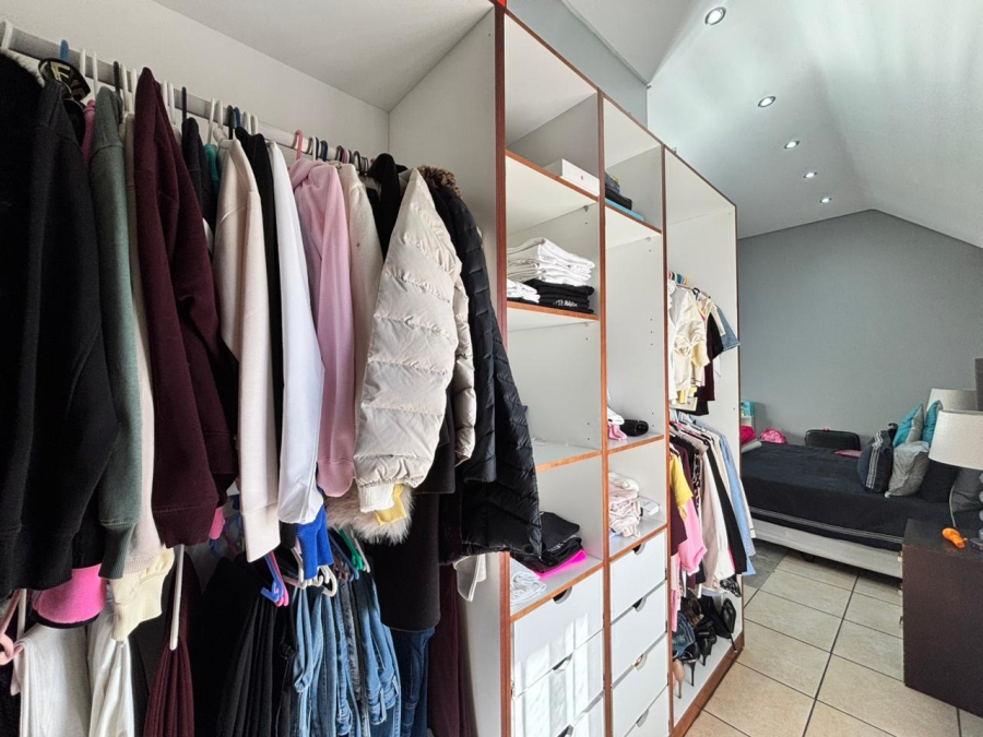 4 Bedroom Property for Sale in Kaalplaats West Gauteng