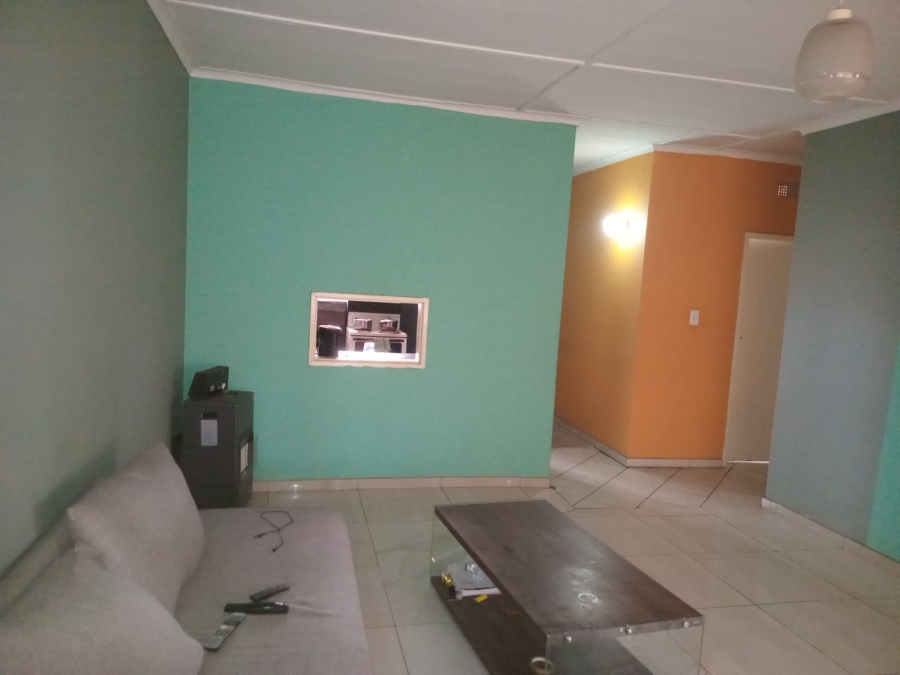 2 Bedroom Property for Sale in Vanderbijlpark CW 3 Gauteng