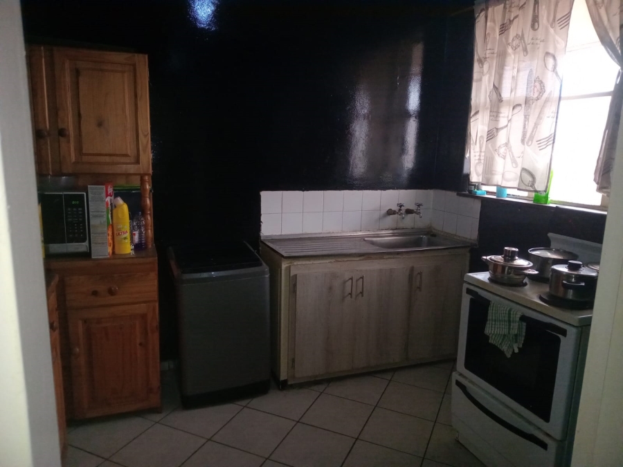 2 Bedroom Property for Sale in Vanderbijlpark CW 3 Gauteng