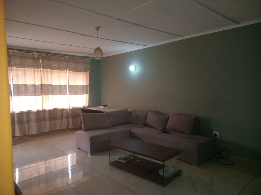 2 Bedroom Property for Sale in Vanderbijlpark CW 3 Gauteng