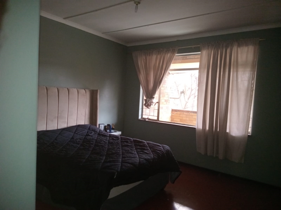 2 Bedroom Property for Sale in Vanderbijlpark CW 3 Gauteng