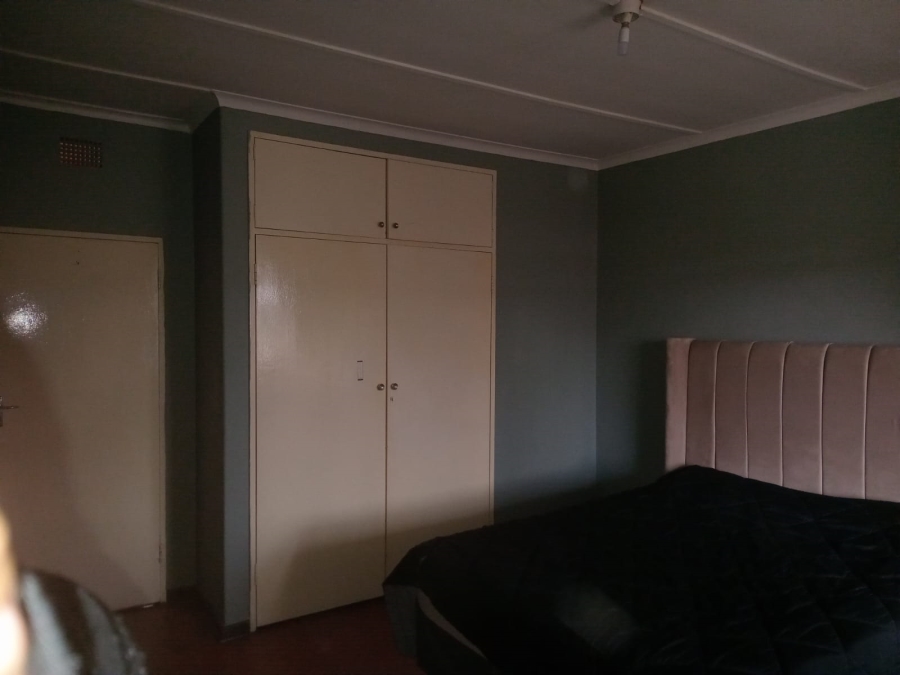 2 Bedroom Property for Sale in Vanderbijlpark CW 3 Gauteng