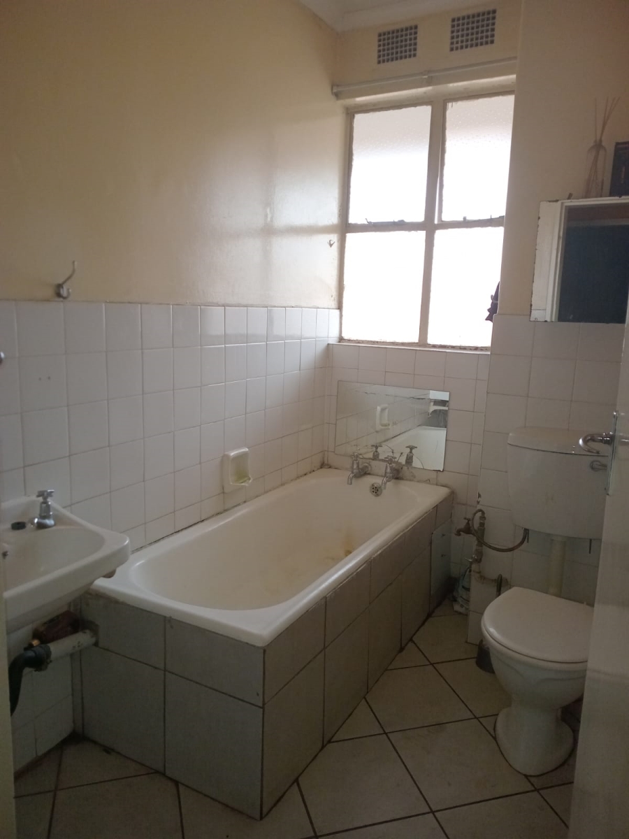 2 Bedroom Property for Sale in Vanderbijlpark CW 3 Gauteng
