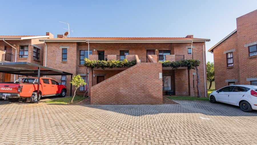 3 Bedroom Property for Sale in Amorosa Gauteng