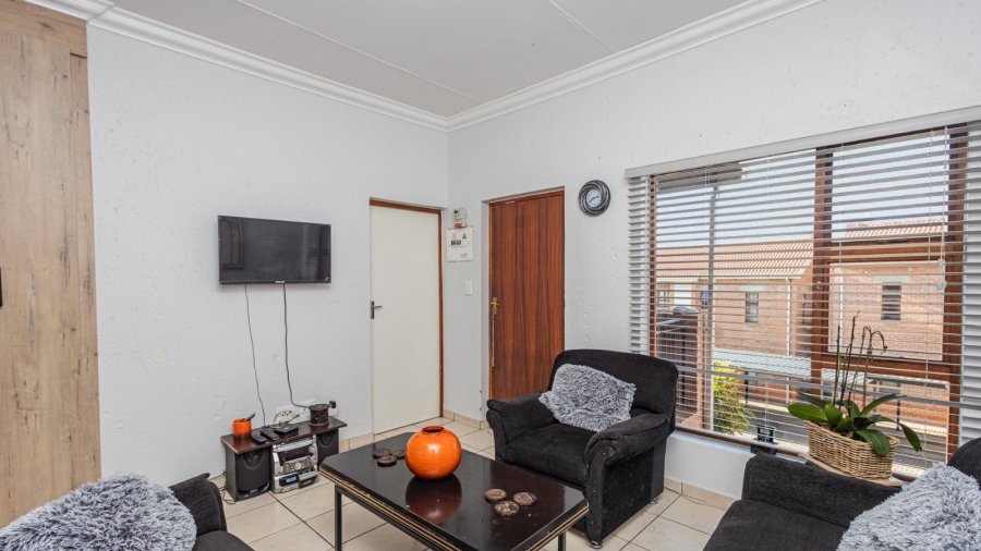 3 Bedroom Property for Sale in Amorosa Gauteng