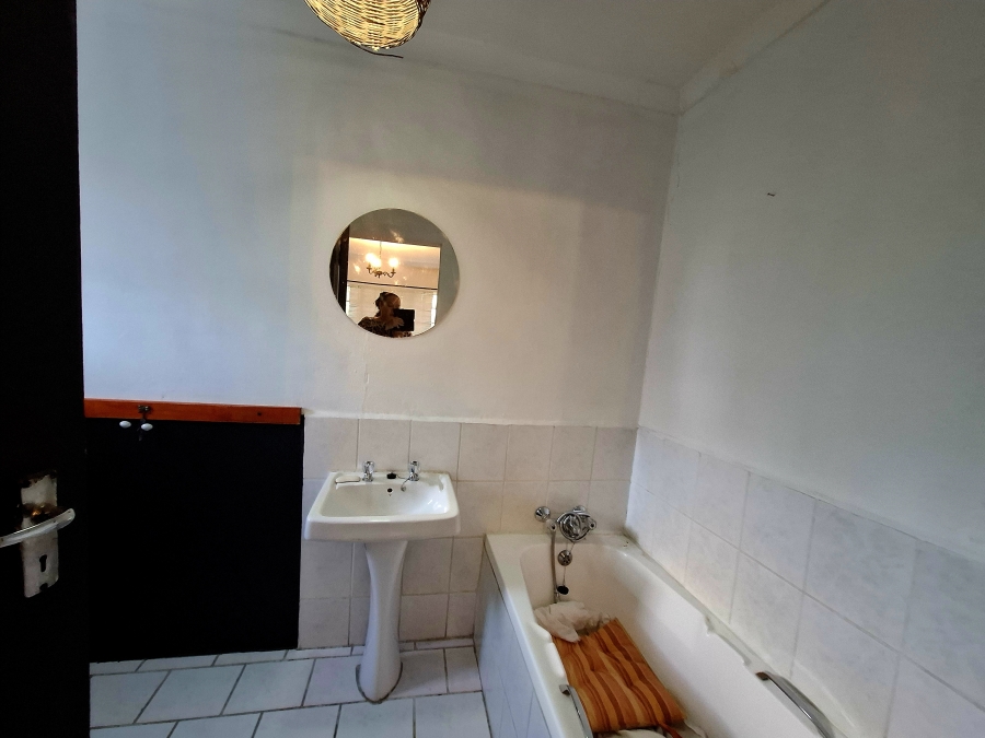 4 Bedroom Property for Sale in Selection Park Gauteng