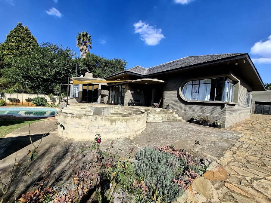 4 Bedroom Property for Sale in Selection Park Gauteng