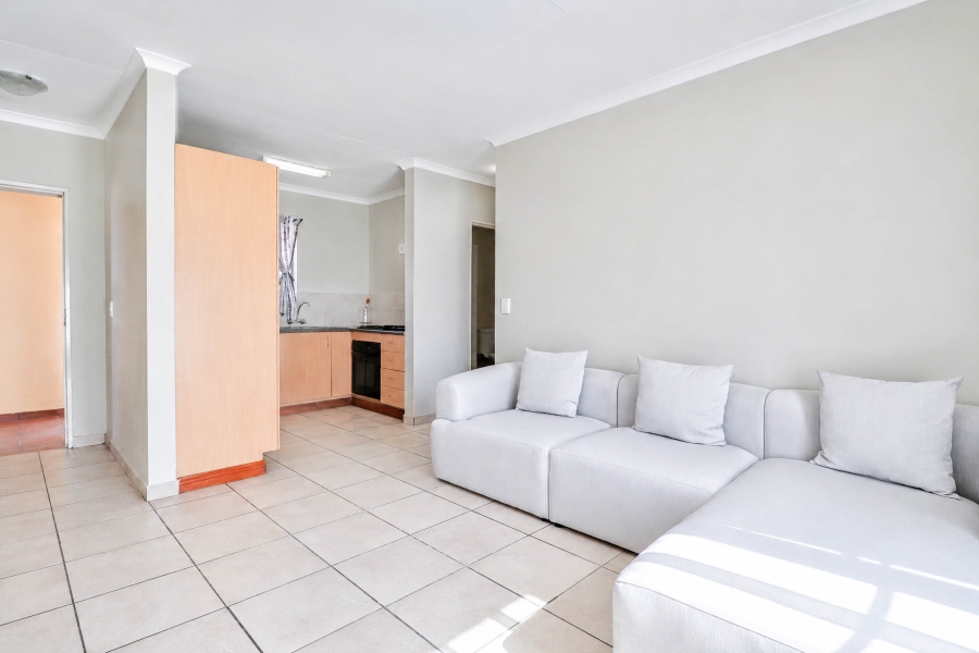 1 Bedroom Property for Sale in Kosmosdal Gauteng